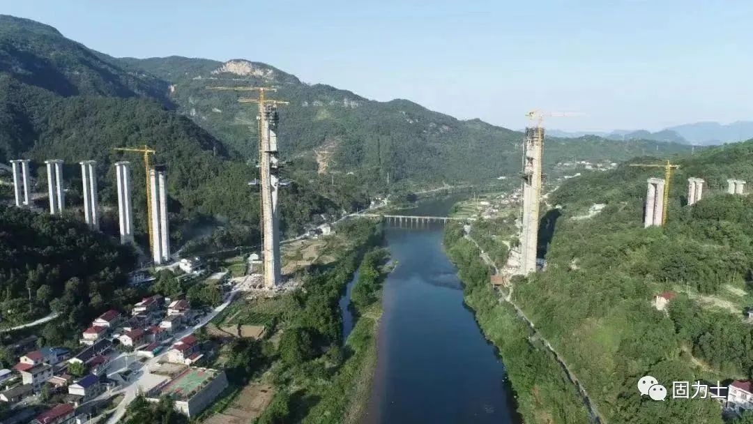 晋城固力士参与湖南炉慈高速建设，助力区域经济发展